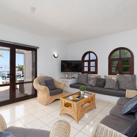 Villa Michelle - Lh114 By Villas Now Ltd Коста Бланка Экстерьер фото