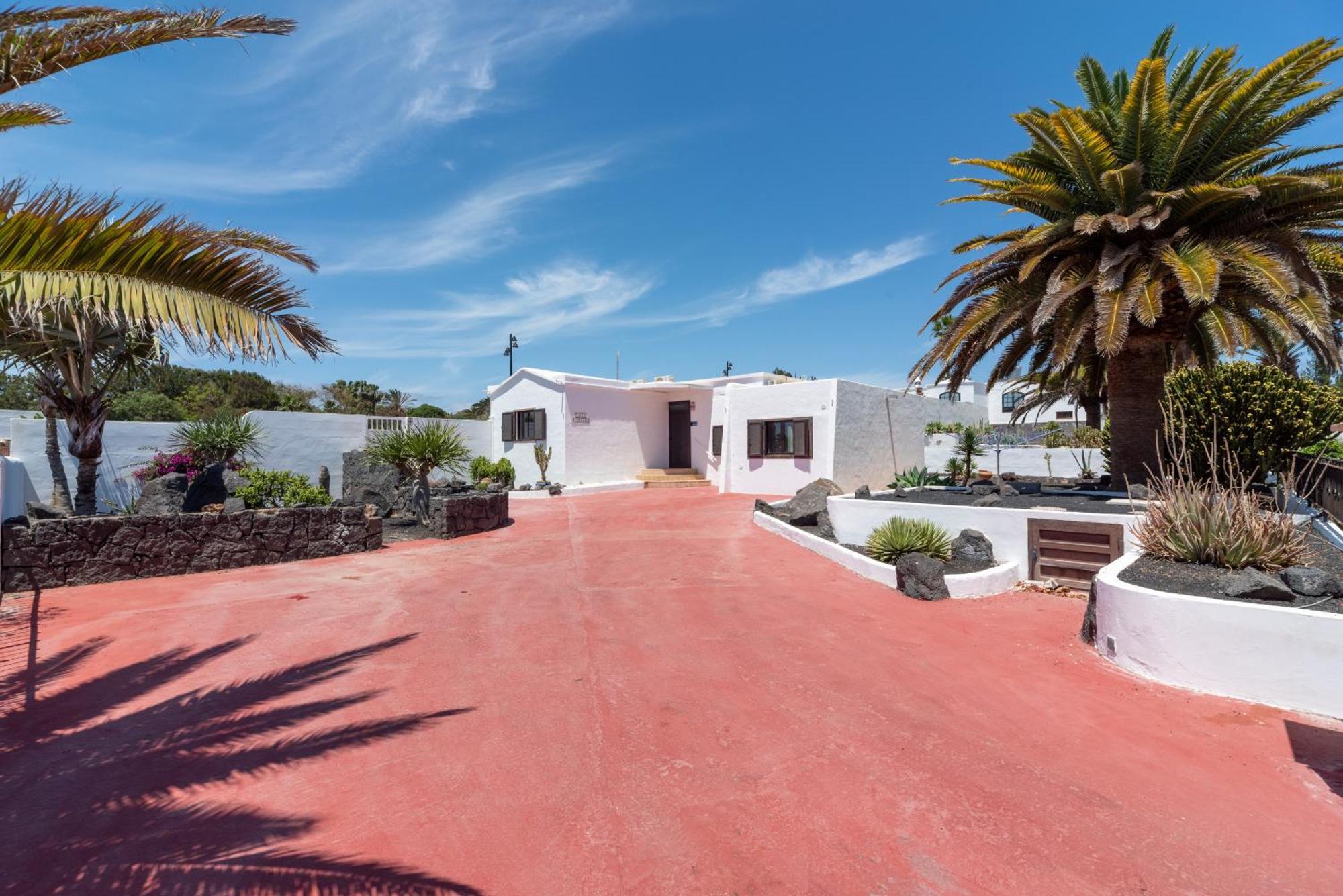 Villa Michelle - Lh114 By Villas Now Ltd Коста Бланка Экстерьер фото